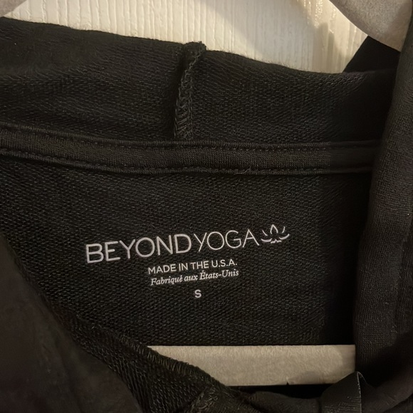 Beyond Yoga short sleeve sweater hoodie dress. Size S. NWT! - Picture 7 of 10